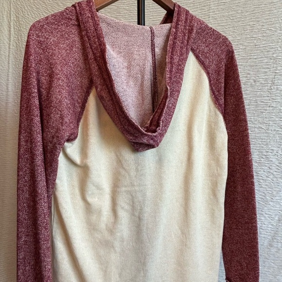 California Love Bear Hoodie - Picture 5 of 9